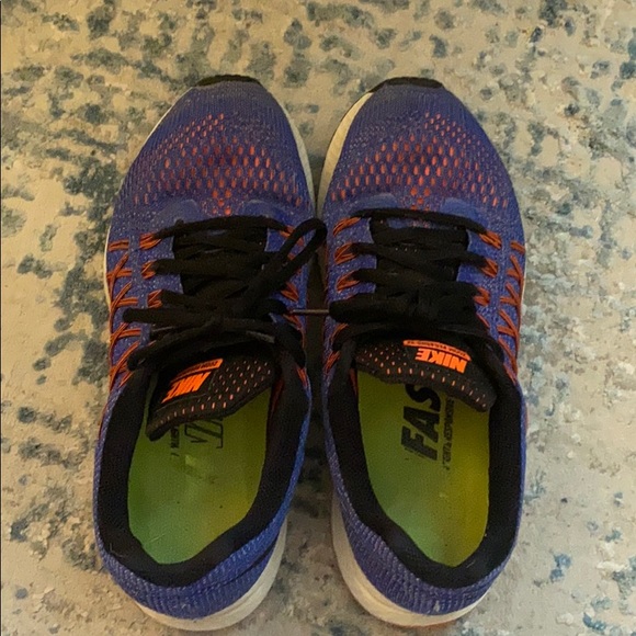 Nike Sneakers - Picture 5 of 5